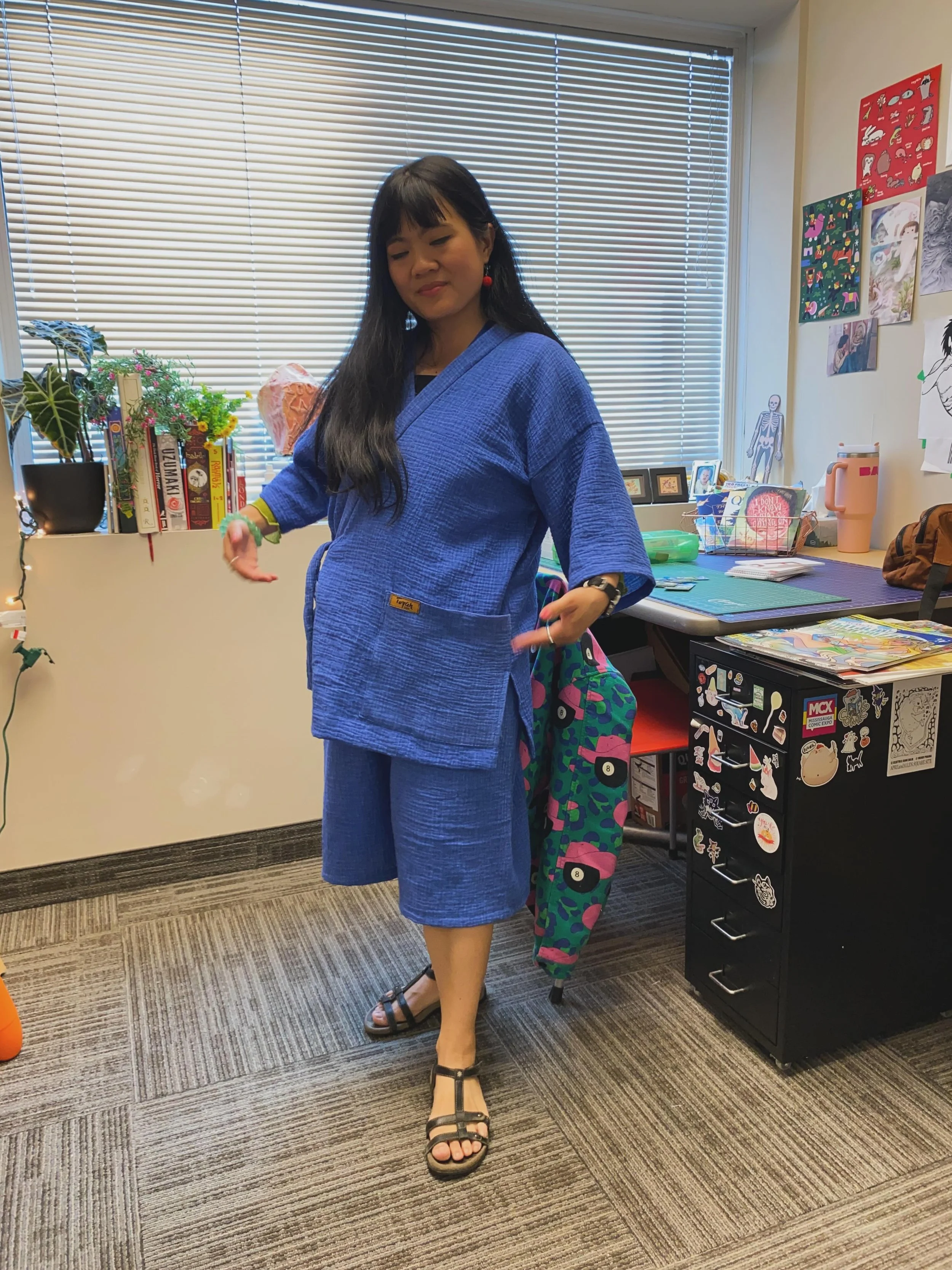 🦋💙🧢👘 My new fit from @toyahkimono - check out her beautiful wafuku! I&rsquo;m in love! I got a bigger size because I just want to fly away and it is perfect #wafuku #wafukustyle #kimonos