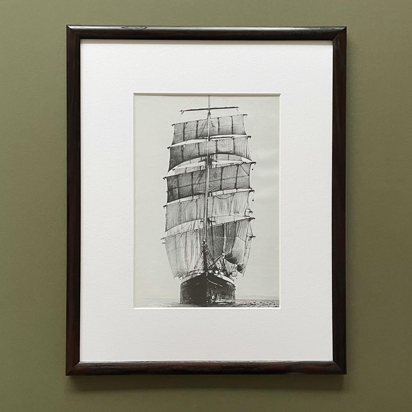 ⛵️ Black and white ship photograph. Framed in ash, stained dark brown, polished and waxed 🌊
