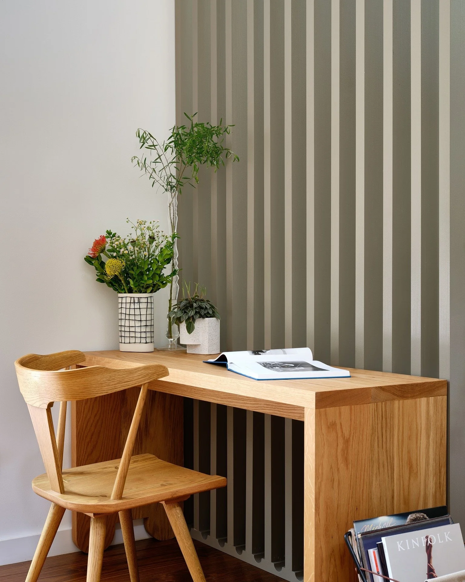 In addition to providing renderings of our designs, we work with local artisans to design and create custom furniture. This is our Catskills Weekend project that we posted yesterday with the custom pieces we designed and @phaedo_ created for us. Phot