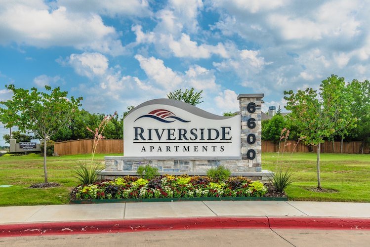 Riverside-105-min.jpg