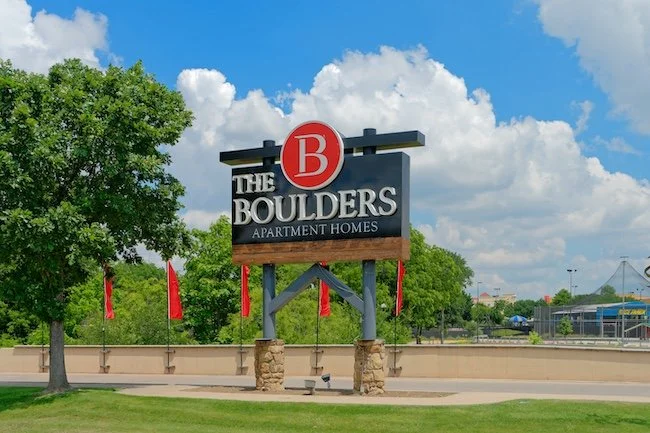 Boulders Sign 6.jpg