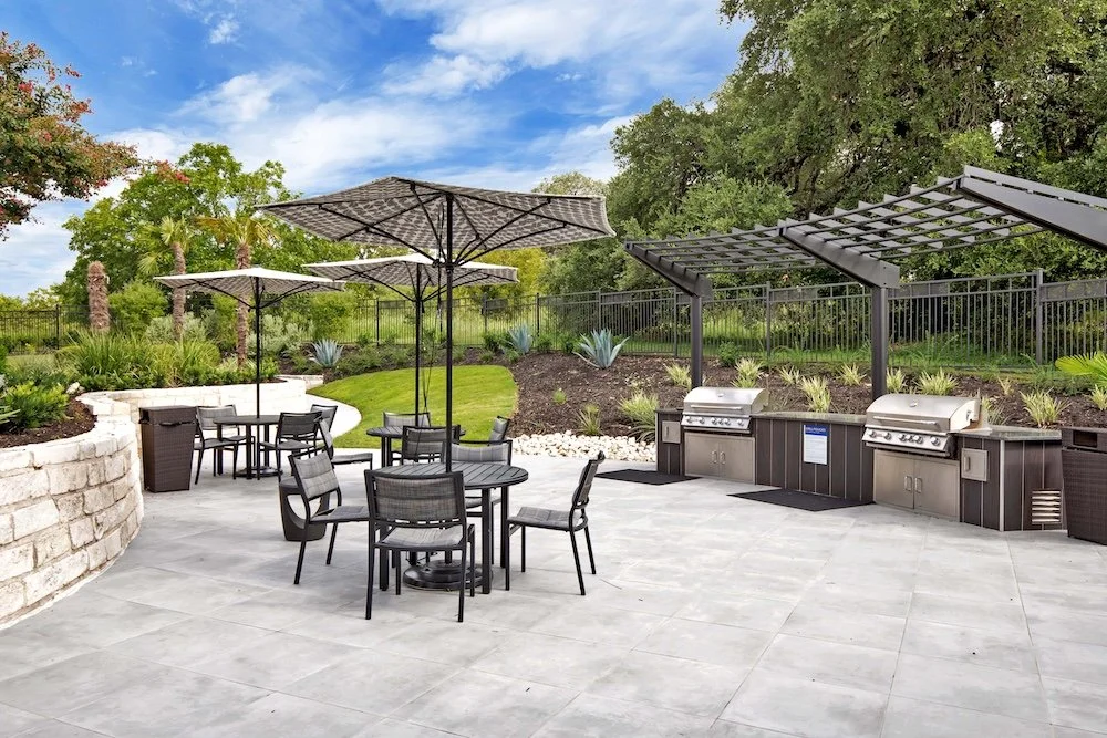 Parkview Terraces Outdoor Grilling Area 1.jpg