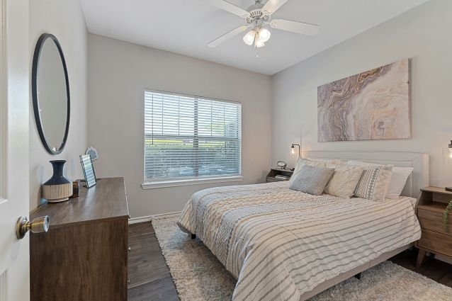 5.1 - Canopy Bedroom 1.JPG