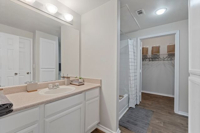 6.2 - Canopy Bathroom 2.JPG