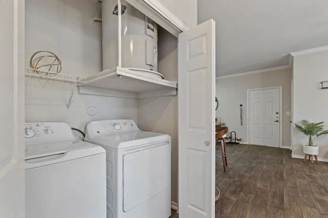 7.1 - Canopy Washer Dryer.JPG