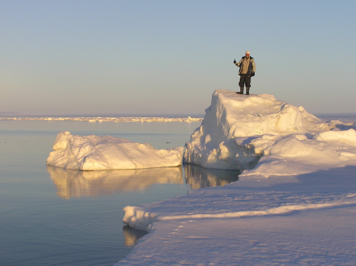 ak_igloolik_climb_ice_p6240714.jpg