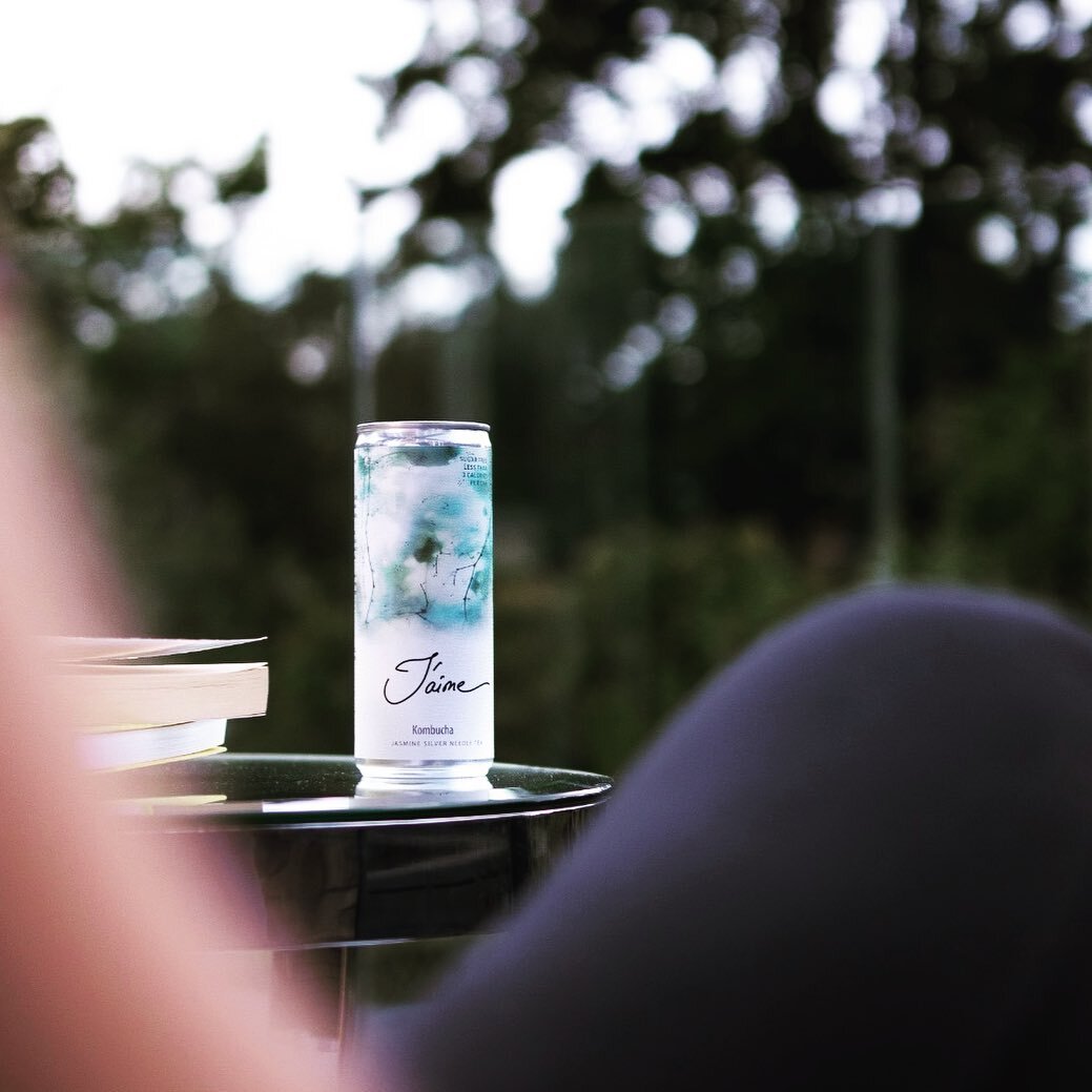 Looking for a moment to yourself this evening? 

It&rsquo;s important to focus on yourself, and with our Kombucha you can continue respecting your body whilst enjoying a flavoursome and healthy drink. 

#kombucha #kombuchalove #meditation #readingcor