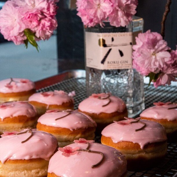 NYC! Live TODAY: Can&rsquo;t stop won&rsquo;t stop with the boozy desserts! Celebrating #Shun and Cherry Blossom season with @suntory_rokugin and the incredible doughnut wizards at @thedoughnutproject in NYC&rsquo;s West Village. Roku glaze, Japanese