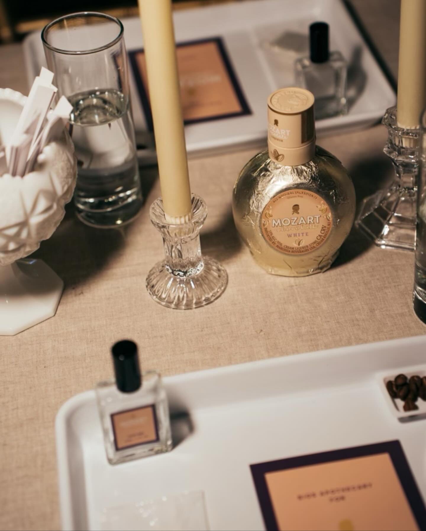 An evening of indulgence in Industry City. Mozart Chocolate Liqueur x Bios Apothecary brought together craftsmanship and creativity for an unforgettable sensory experience. From artisanal chocolate cocktails to bespoke perfume making, guests discover