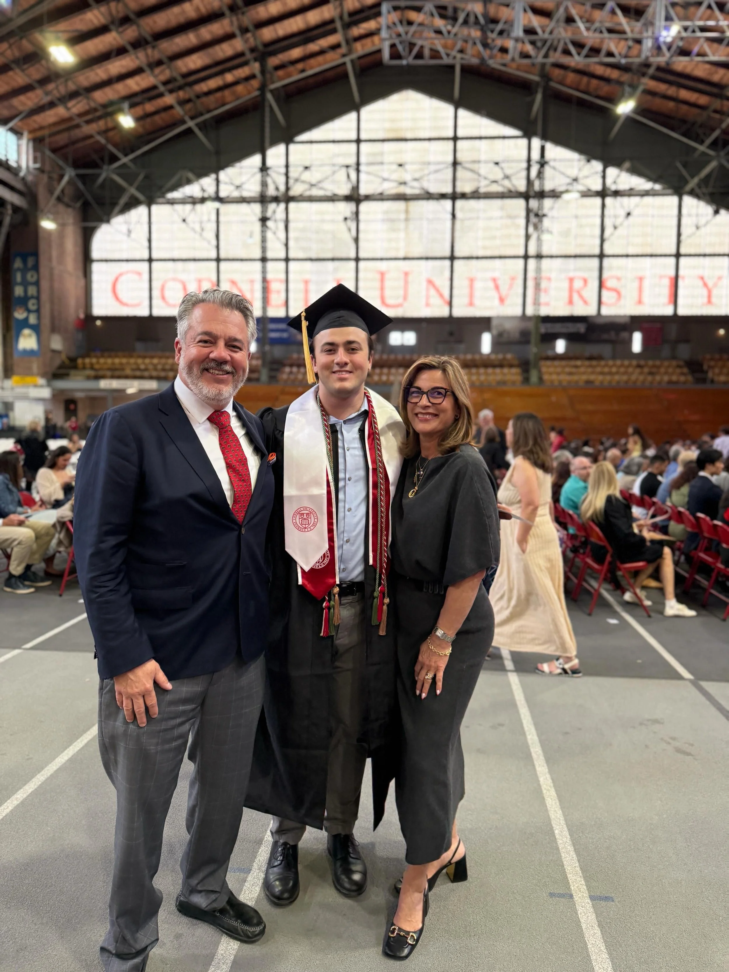 Congratulations to our very own Max Savona who is officially a Cornell grad! 👏🎓