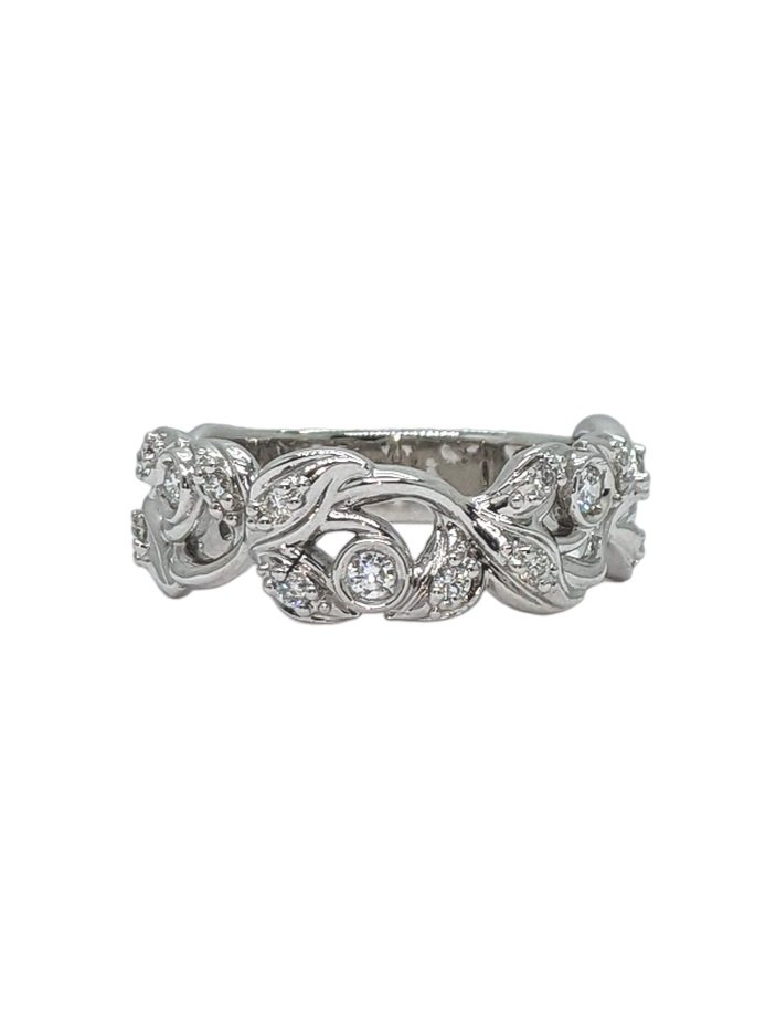 14K White Gold Leaf Diamond Ring (0.32ct)