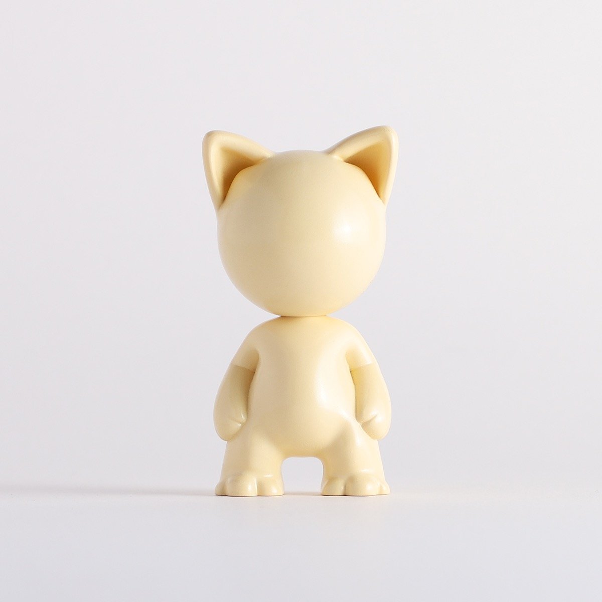 CueBall Cat Figure