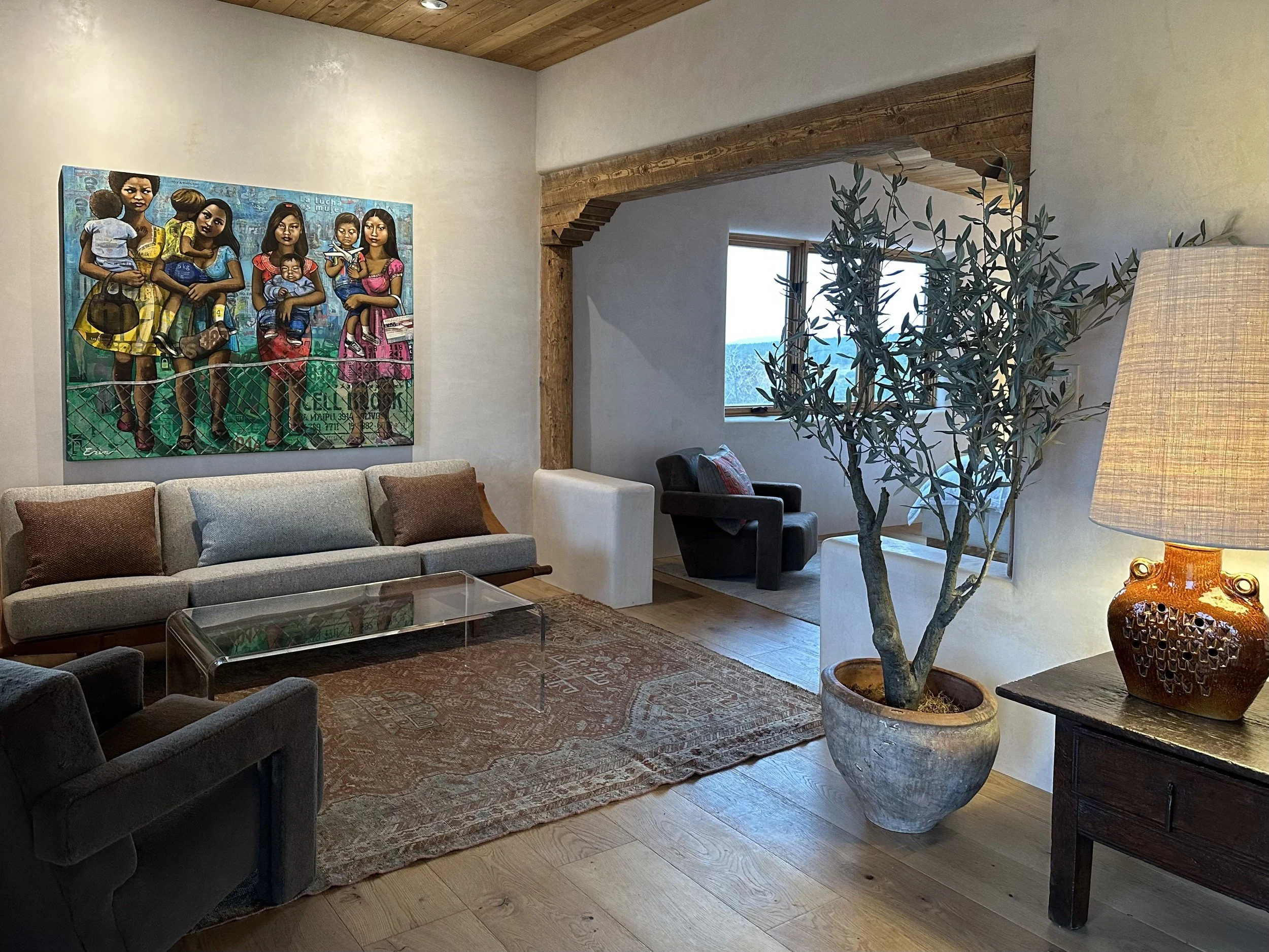 new-mexico-hideaway-04-living-room-olive-tree.jpg
