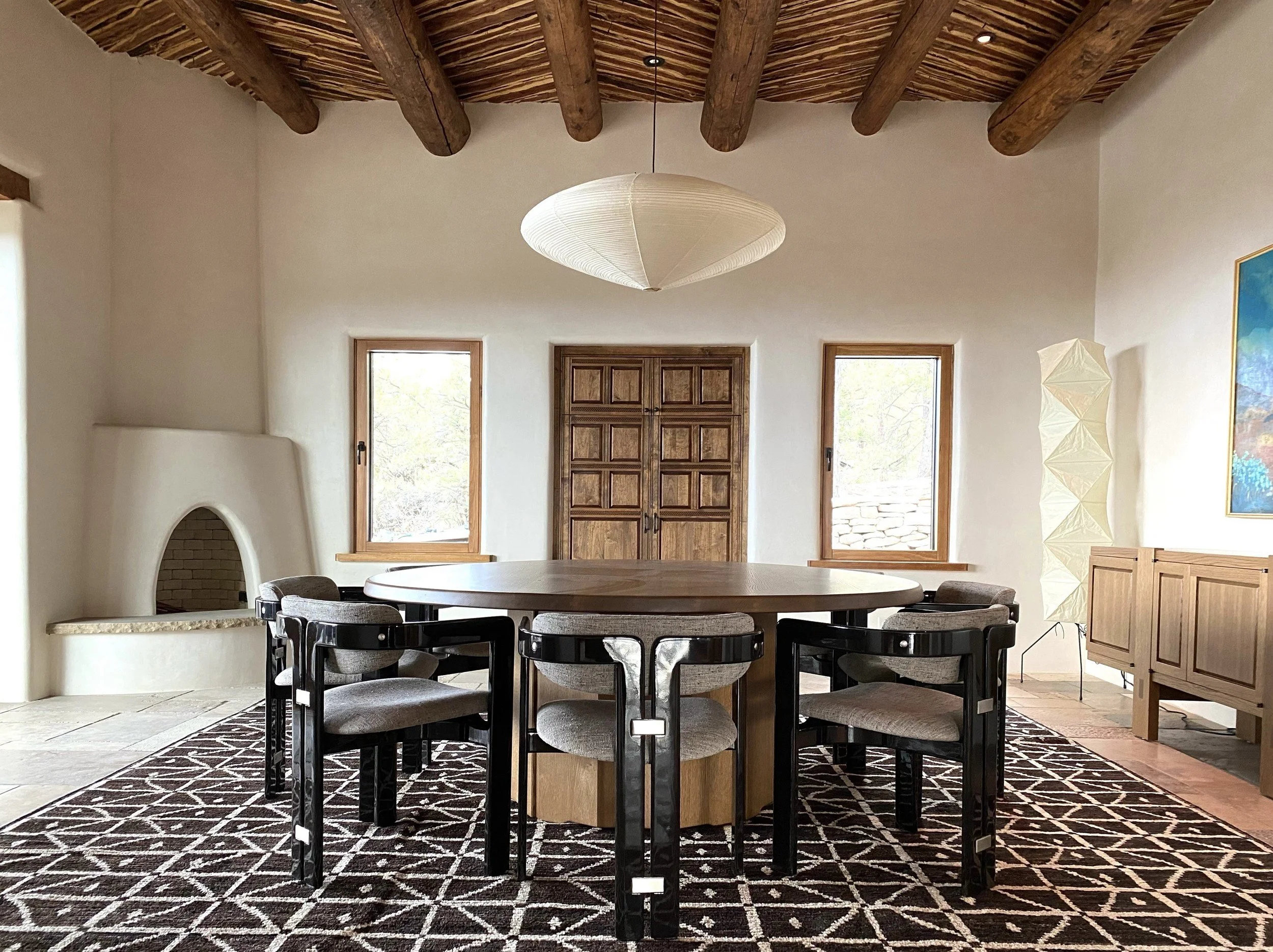 new-mexico-hideaway-06-dining-room-viga-ceiling.jpg