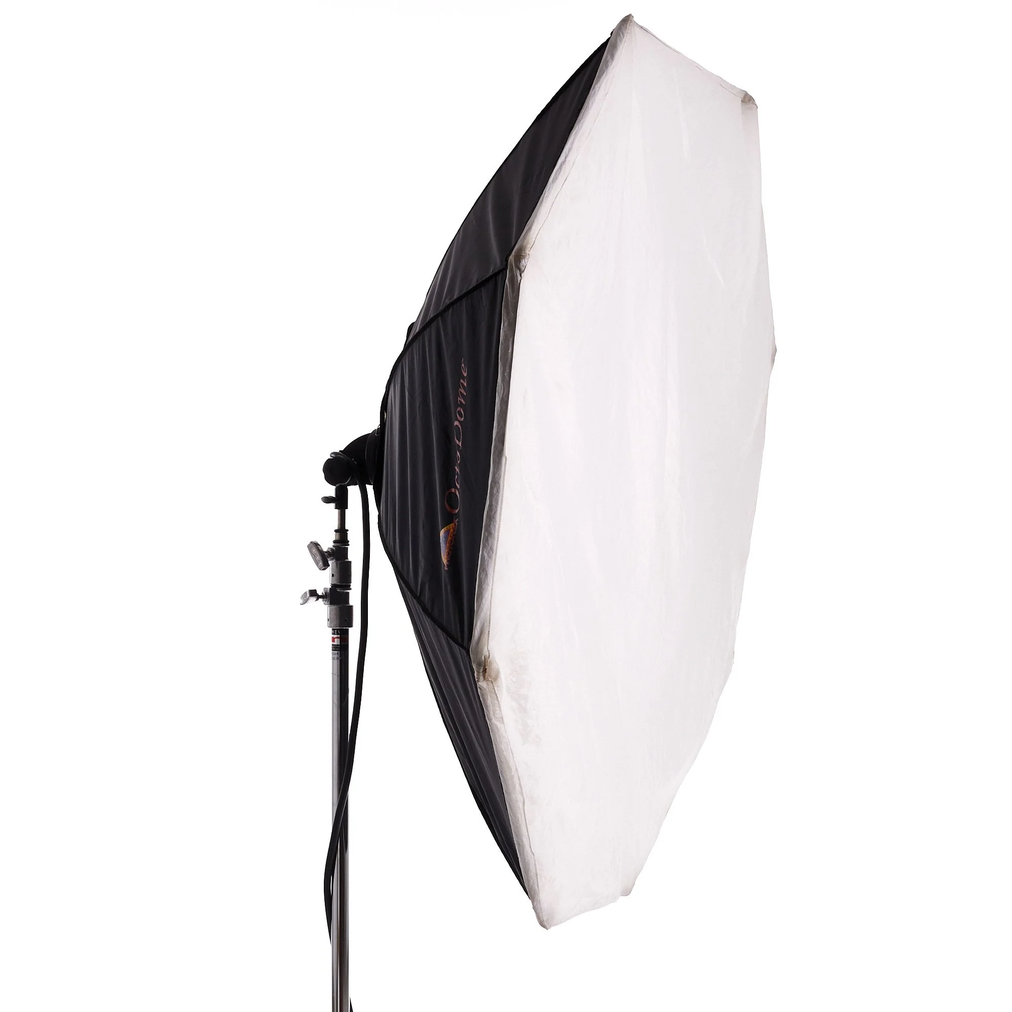Octo-Dome---White-with-double-diffusion481.jpg