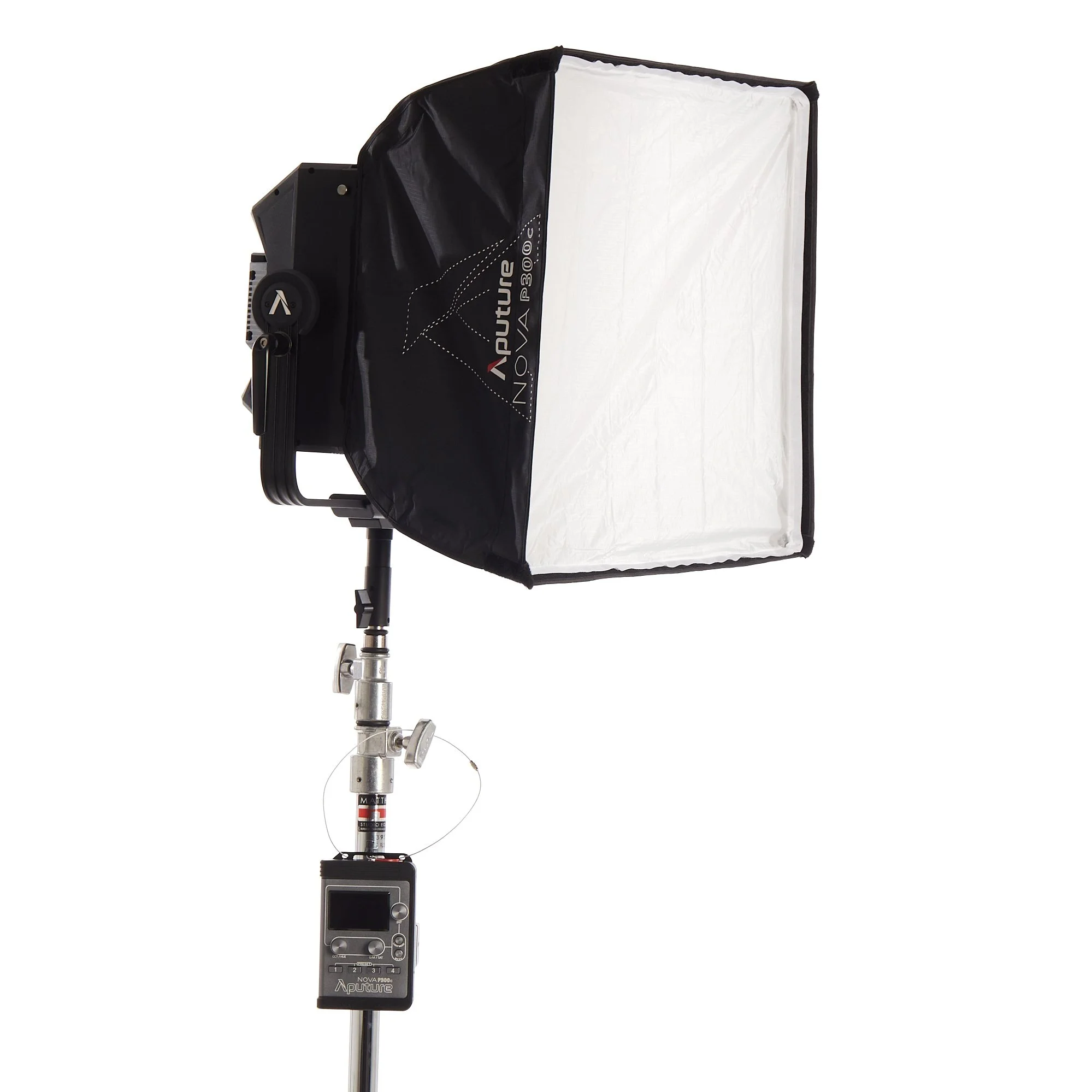 Apature+Nova+soft+box+286.jpg