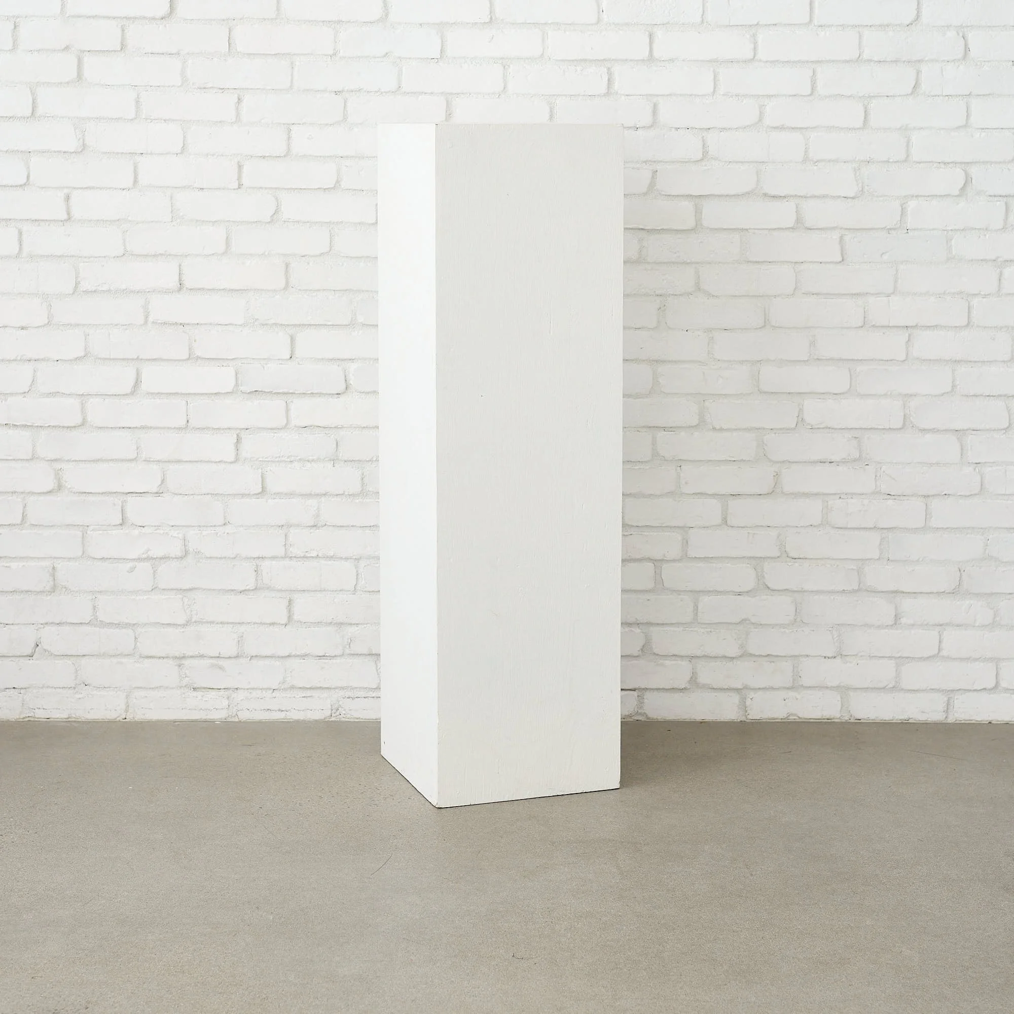 tall white rectangle_1967.jpg