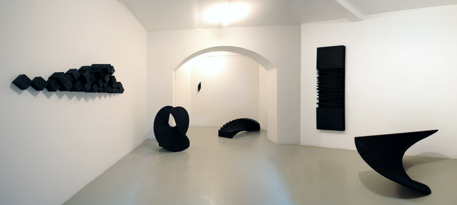 1. Mimma Russo, 7 February - 30 March 2007, installation view at Studio Trisorio Rome.jpg