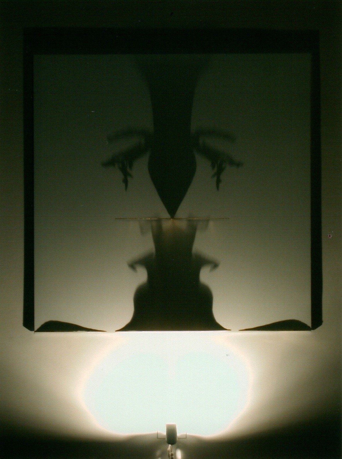 4. Doppio piccolo, 2004, steel, copper, halogen lamp, 50 x 50 cm.jpg