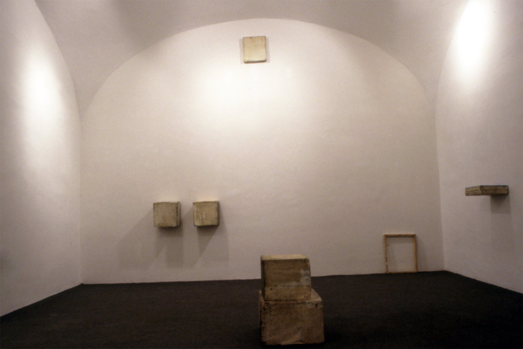 1. Lawrence Carroll - John Millei, Paintings, 11 May 1995, installation view.jpg