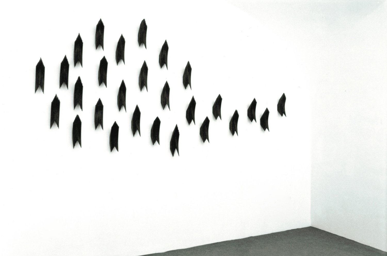 3. Untitled (rondini), 1998-99, 40 x 9 x 11 cm.jpg