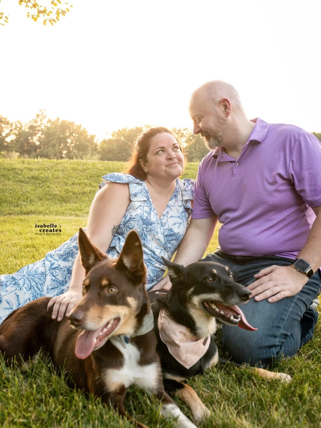 Leslie and Gabriel are on the blog today!

Their Missouri engagement session was everything warm and golden, from wandering through a sunflower field to finishing the evening at the park with their two adorable pups.

I love capturing engagement phot