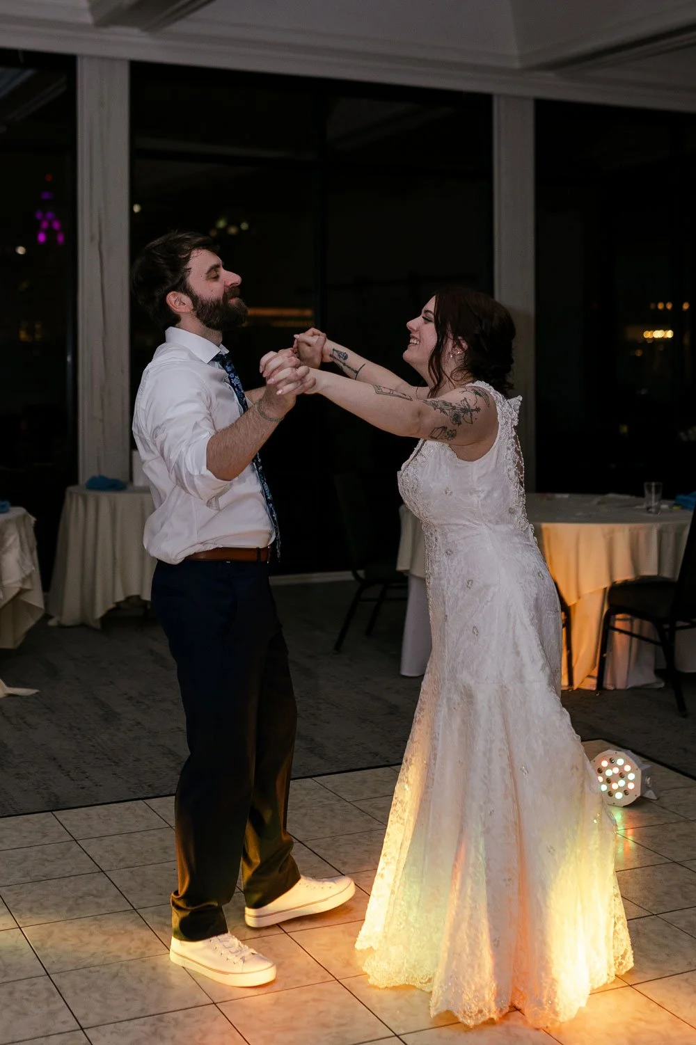 Why Getting Ready &amp; Last Dance Wedding Photos Tell the Complete Story | Missouri Wedding Photographer