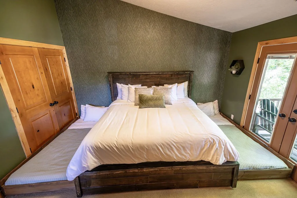 Trundle Beds if needed - Option needs to be arranged when booking. 