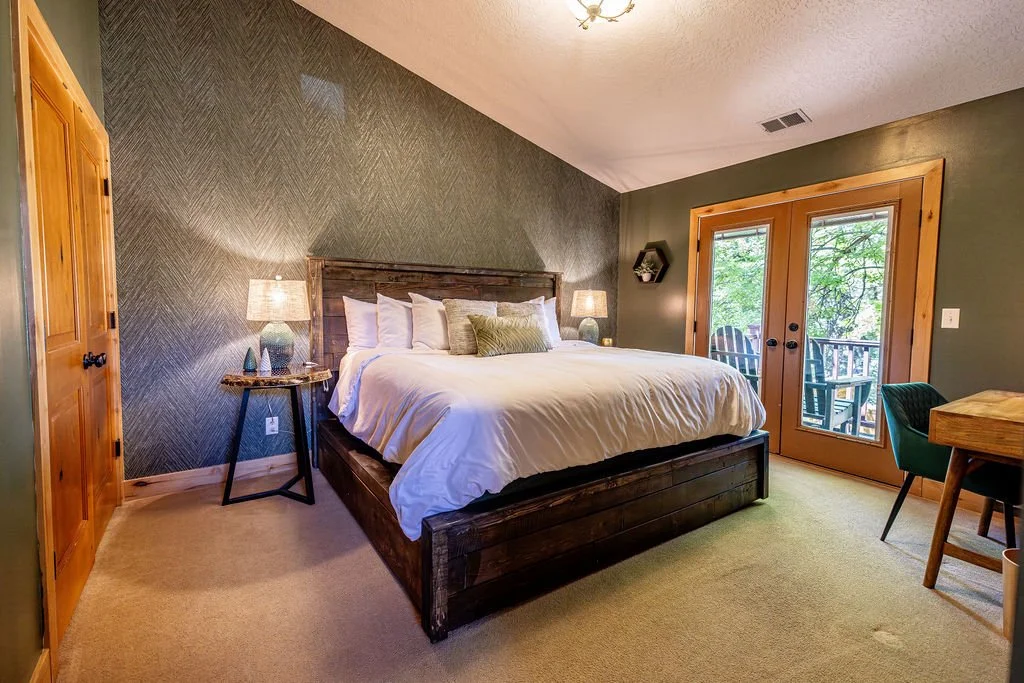 Jordan Pines King Upstairs Bedroom