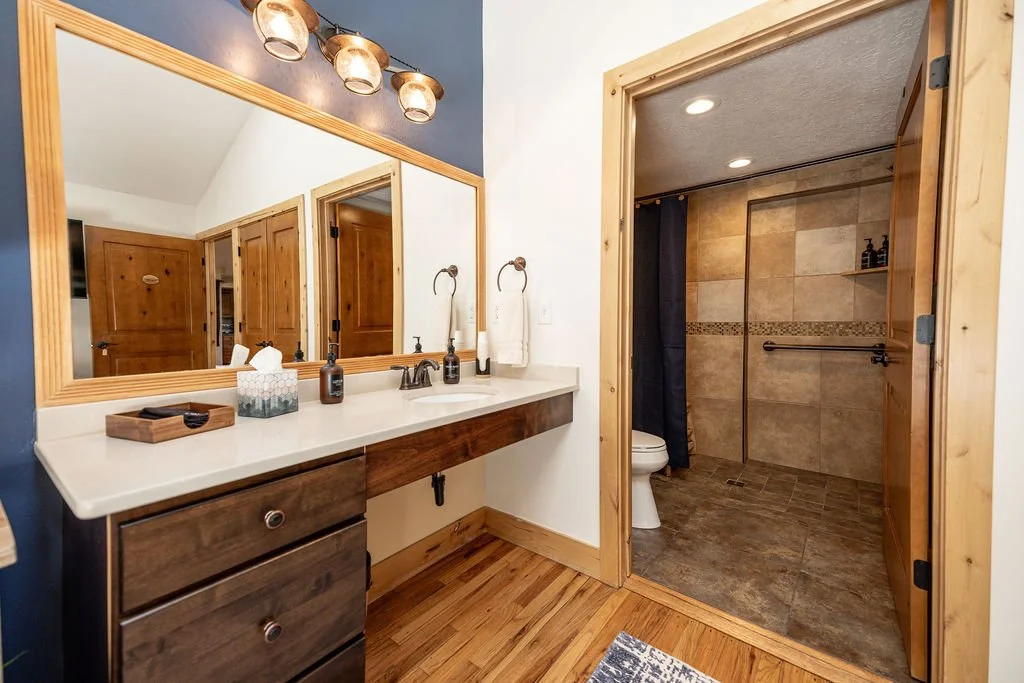 Corey Ensuite Bathroom