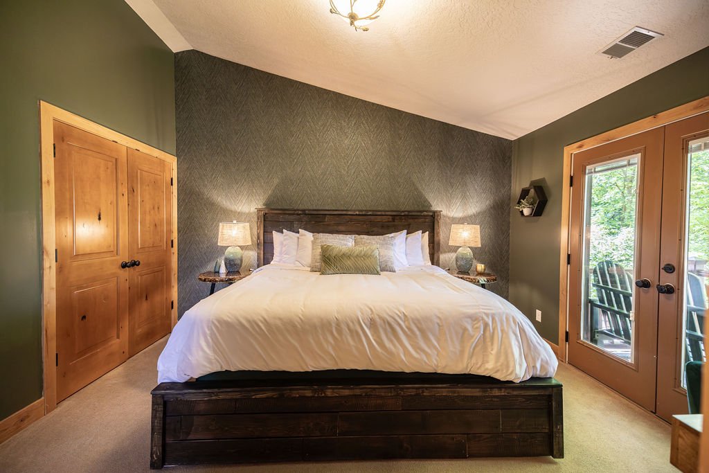 Jordan Pines King Upstairs Bedroom