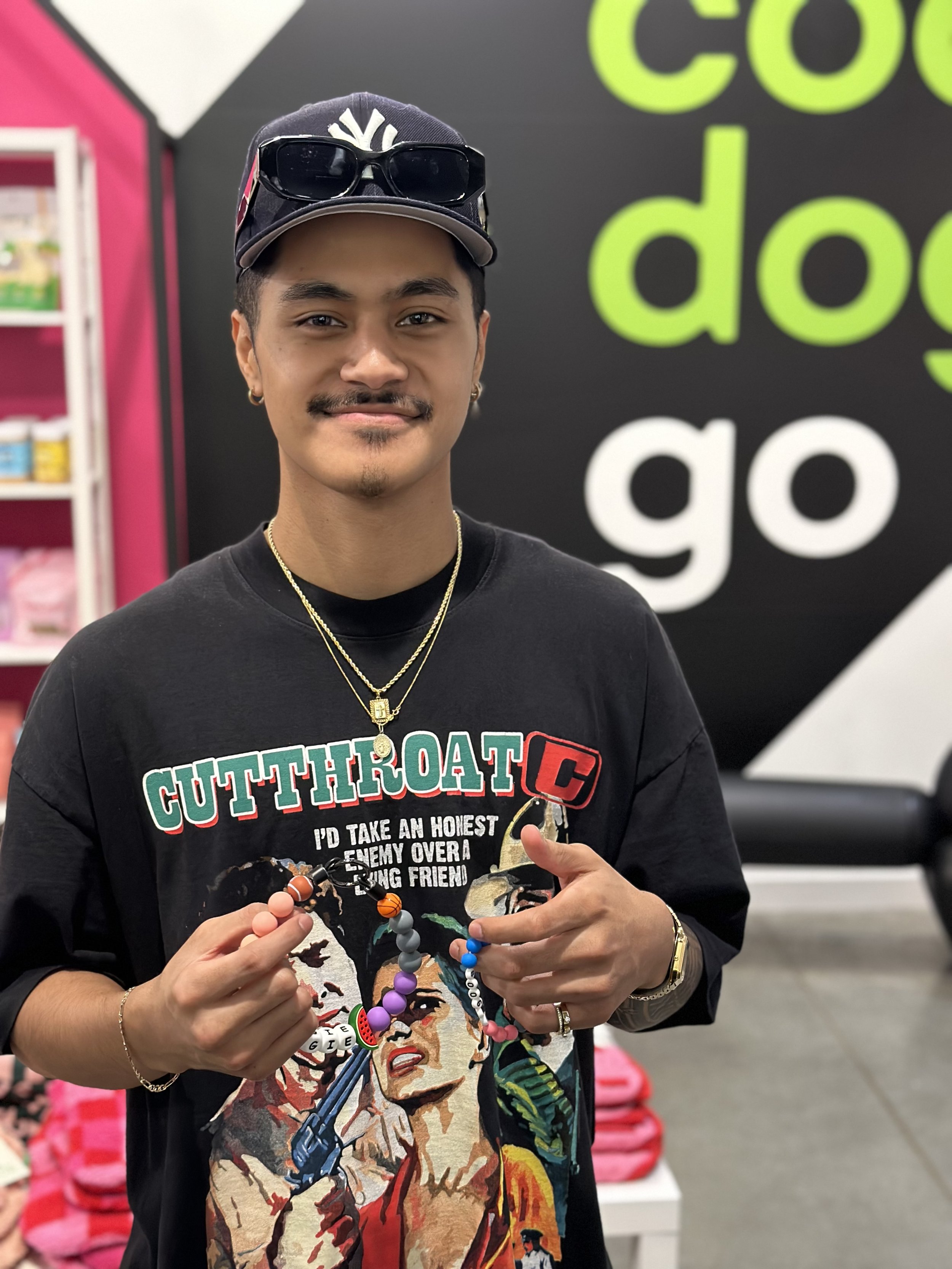 dog collar dog beaded collar Long Beach Ca 