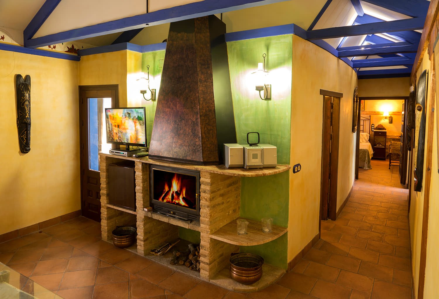 Suite Rústica con chimenea en La Casa del Rector, hotel boutique en Almagro