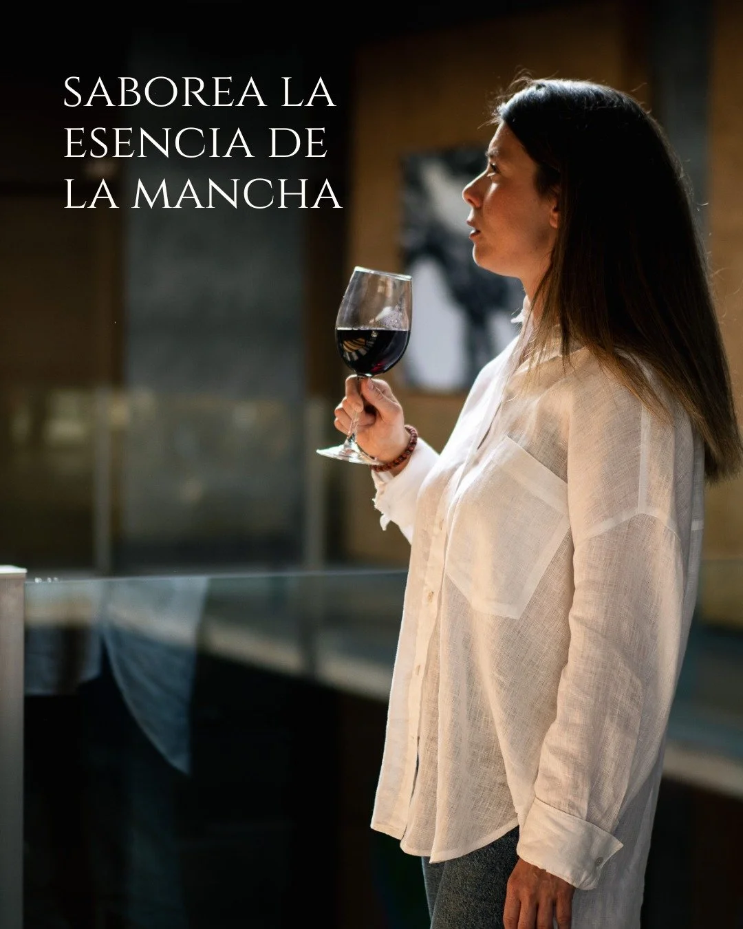 🍷 Un vino joven. Un queso viejo.

Y la sobremesa que se alarga entre risas.

A un paso de La Casa del Rector, la Mancha te invita a saborear su esencia.

T&uacute; solo preoc&uacute;pate de disfrutarla&hellip; el descanso corre de nuestra cuenta.