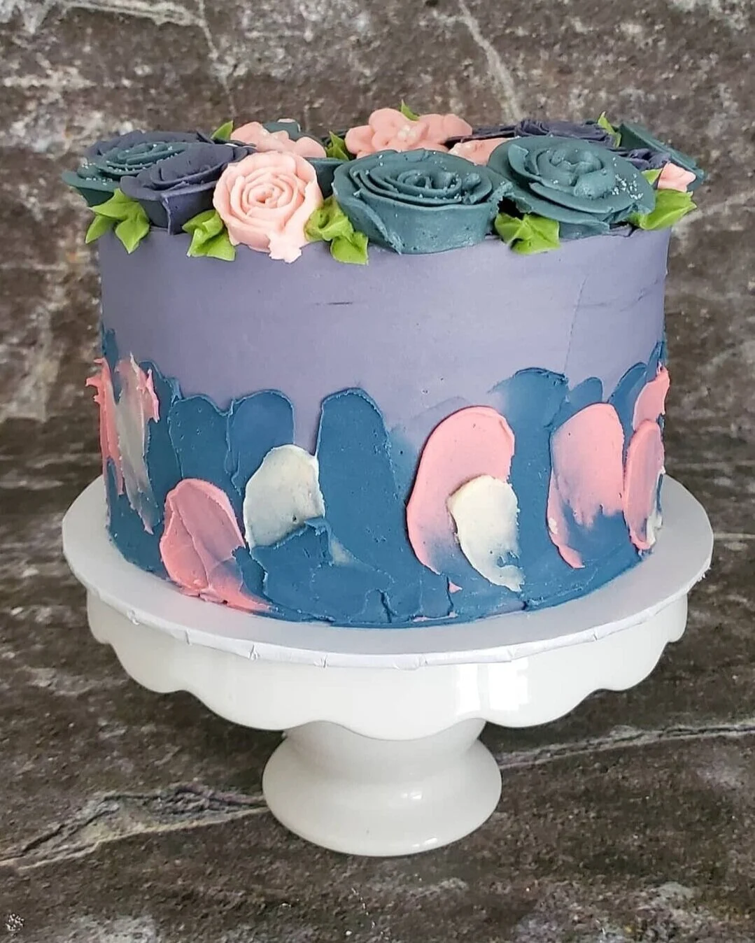 Custom Cakes & Desserts in Green Bay MDelish Bakery Boutique