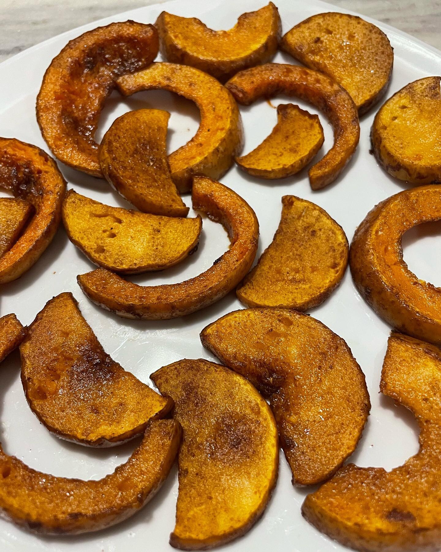Have you tried honeynut squash? It&rsquo;s a cross between butternut and buttercup squash! It&rsquo;s about half the size and sweeter than butternut squash! We&rsquo;ve added this maple spiced honeynut squash recipe to the blog to spice up your Thank