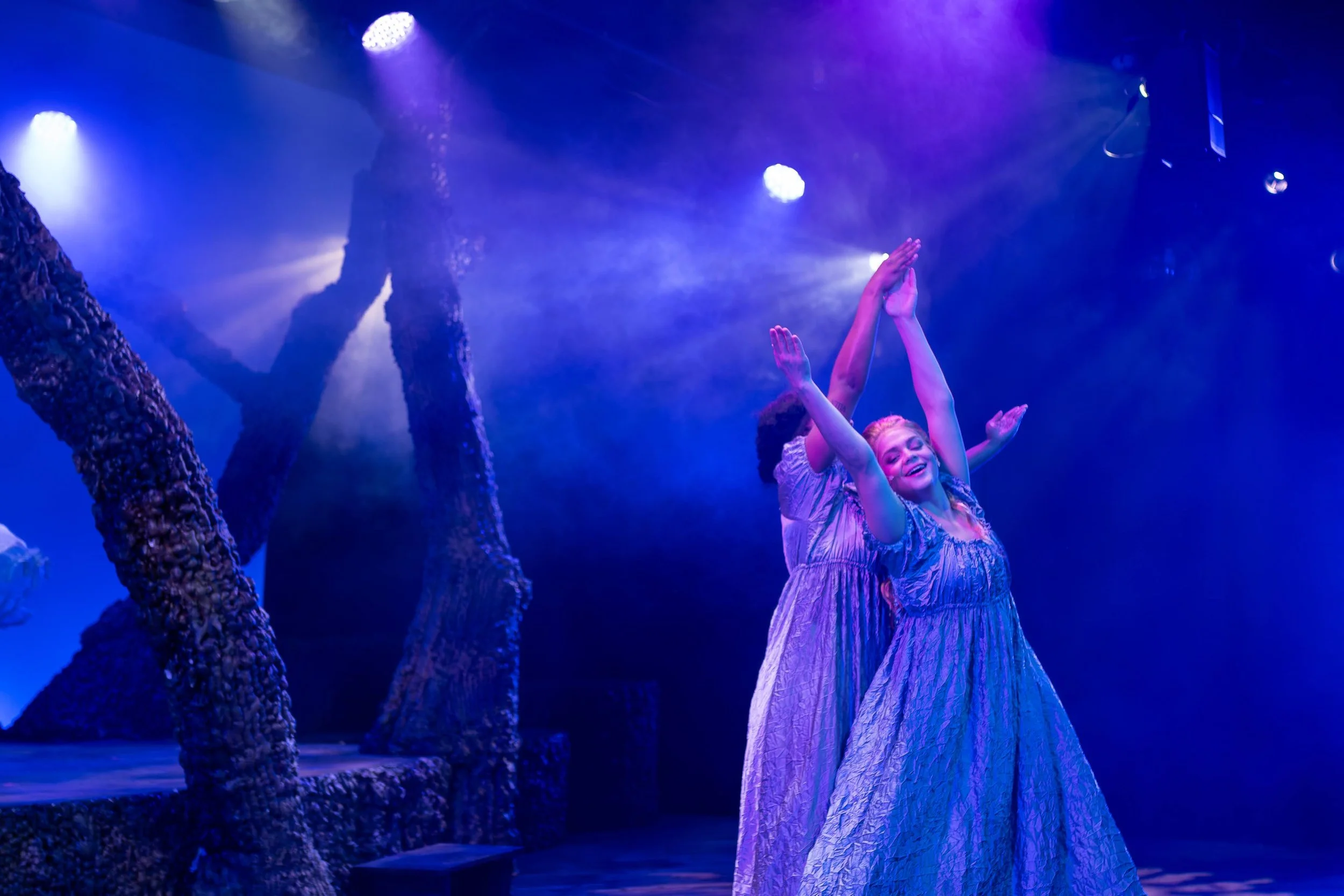 TUCK DEC3-1_Original.jpg