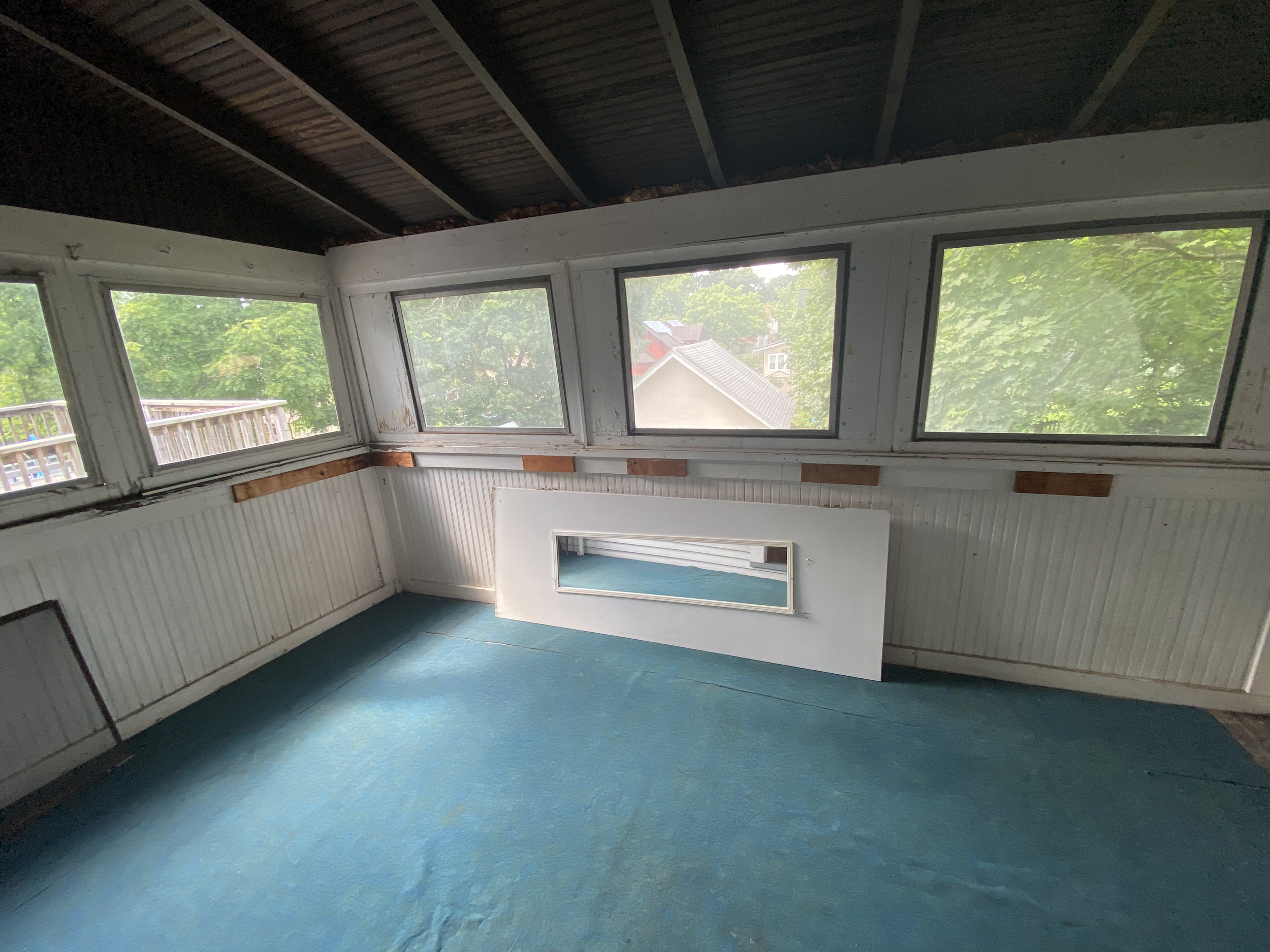 2nd floor sun porch