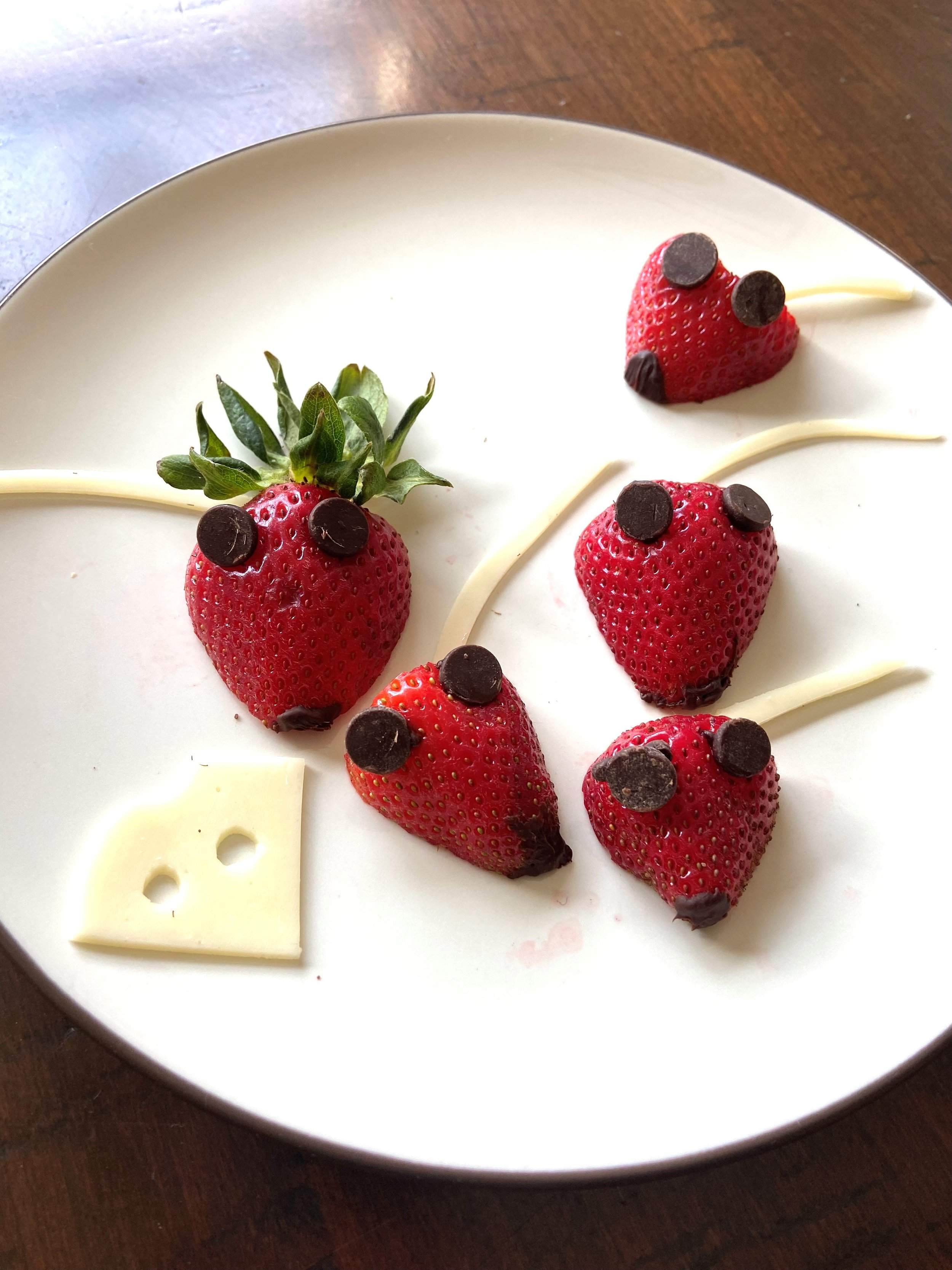 Strawberry mice snack