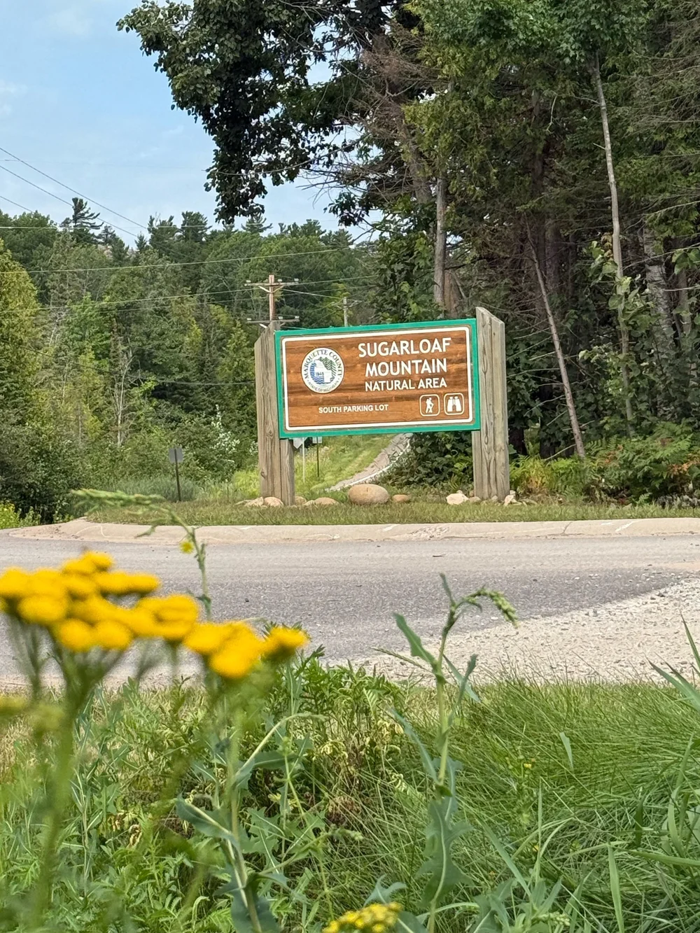 Sugarloaf Mountain Sign