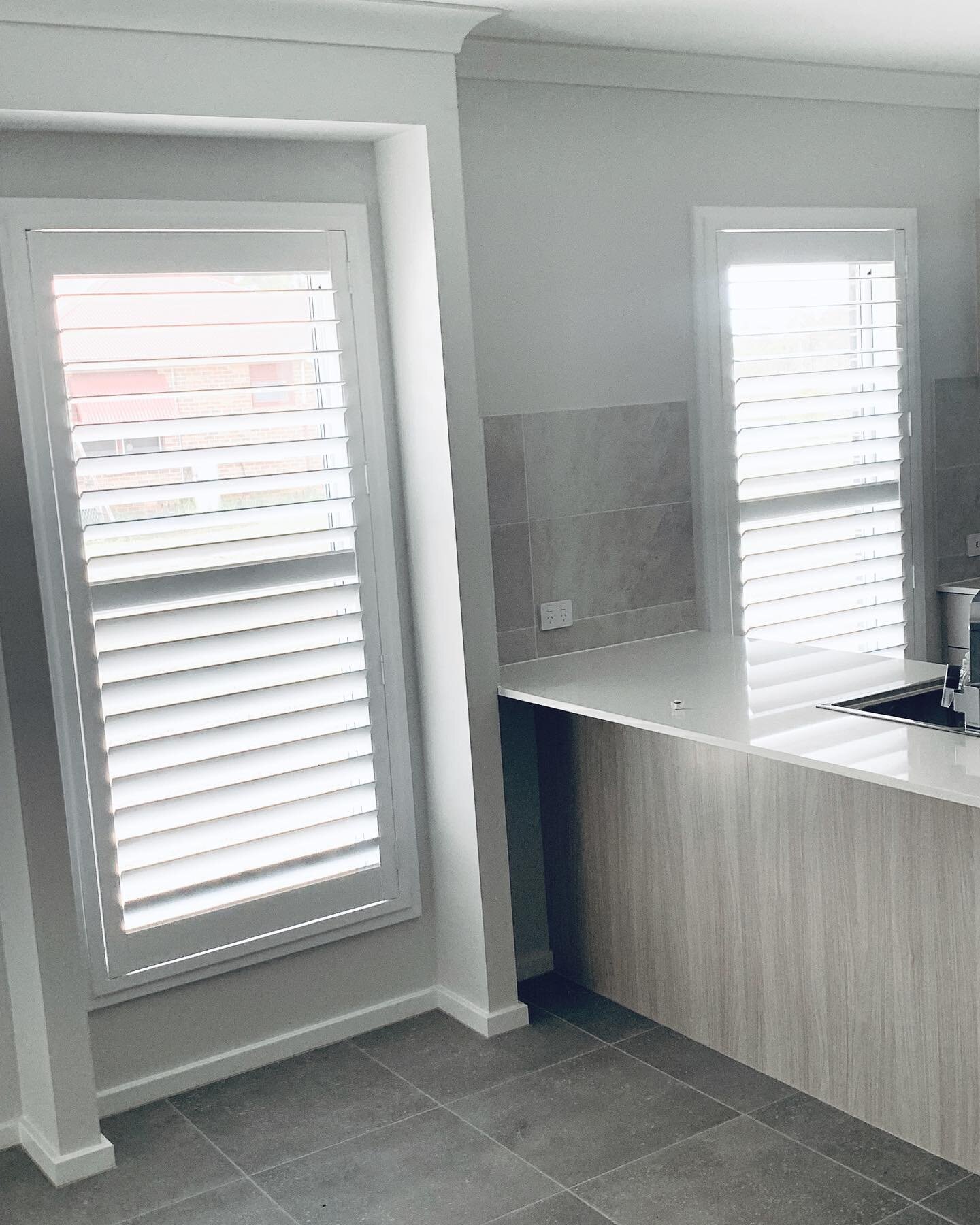 Londonderry Plantation Shutters 
. 
. 
.
.
.
Socials: @pageonestudios 
#blinds #plantationshutters #awnings #homeowners #builders #newbuild #homerenovations #homeinterior #interiordesign #interiorstyling #windows #windowdressing #sydneyplantationshu