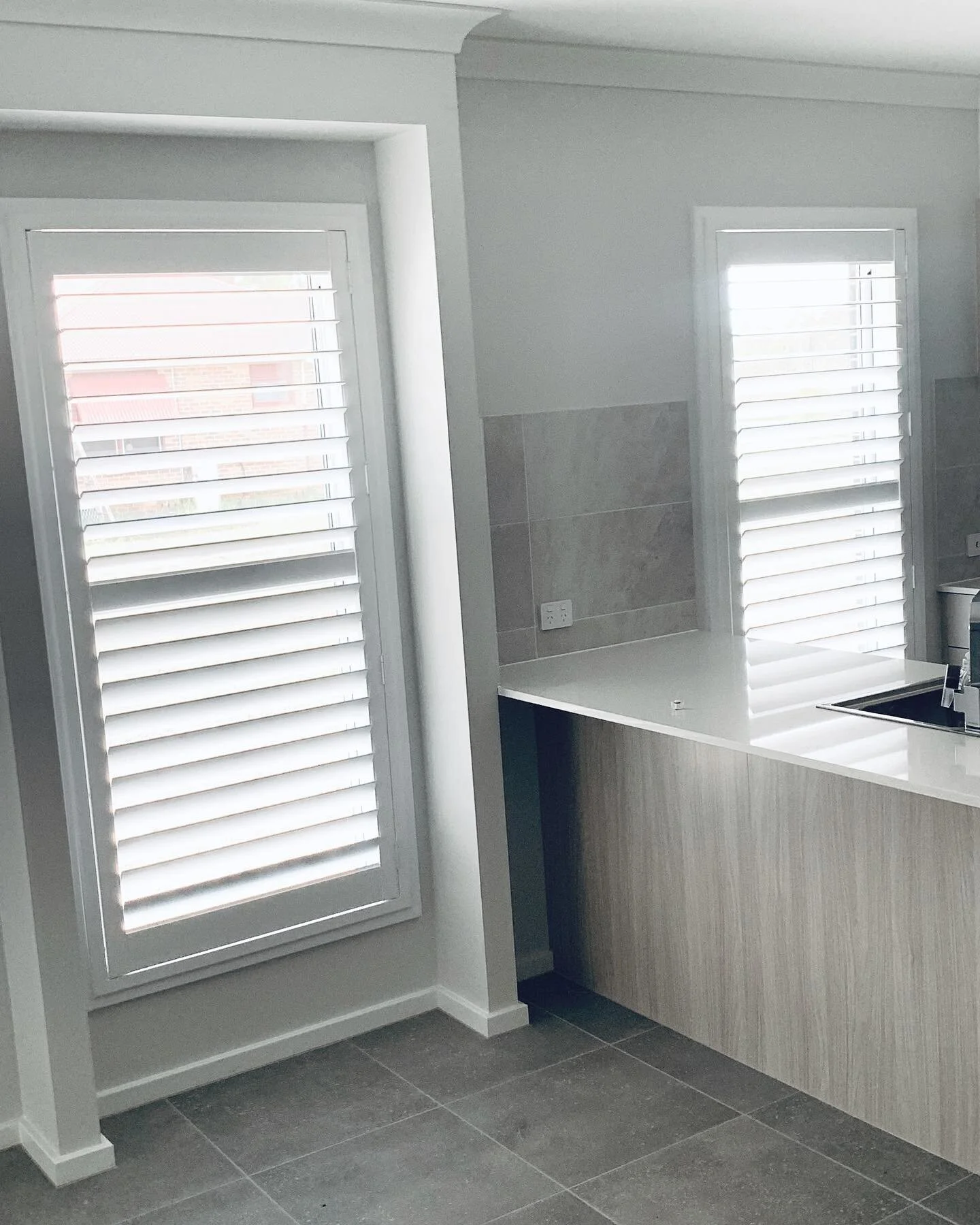 Londonderry Plantation Shutters 
. 
. 
.
.
.
Socials: @pageonestudios 
#blinds #plantationshutters #awnings #homeowners #builders #newbuild #homerenovations #homeinterior #interiordesign #interiorstyling #windows #windowdressing #sydneyplantationshu