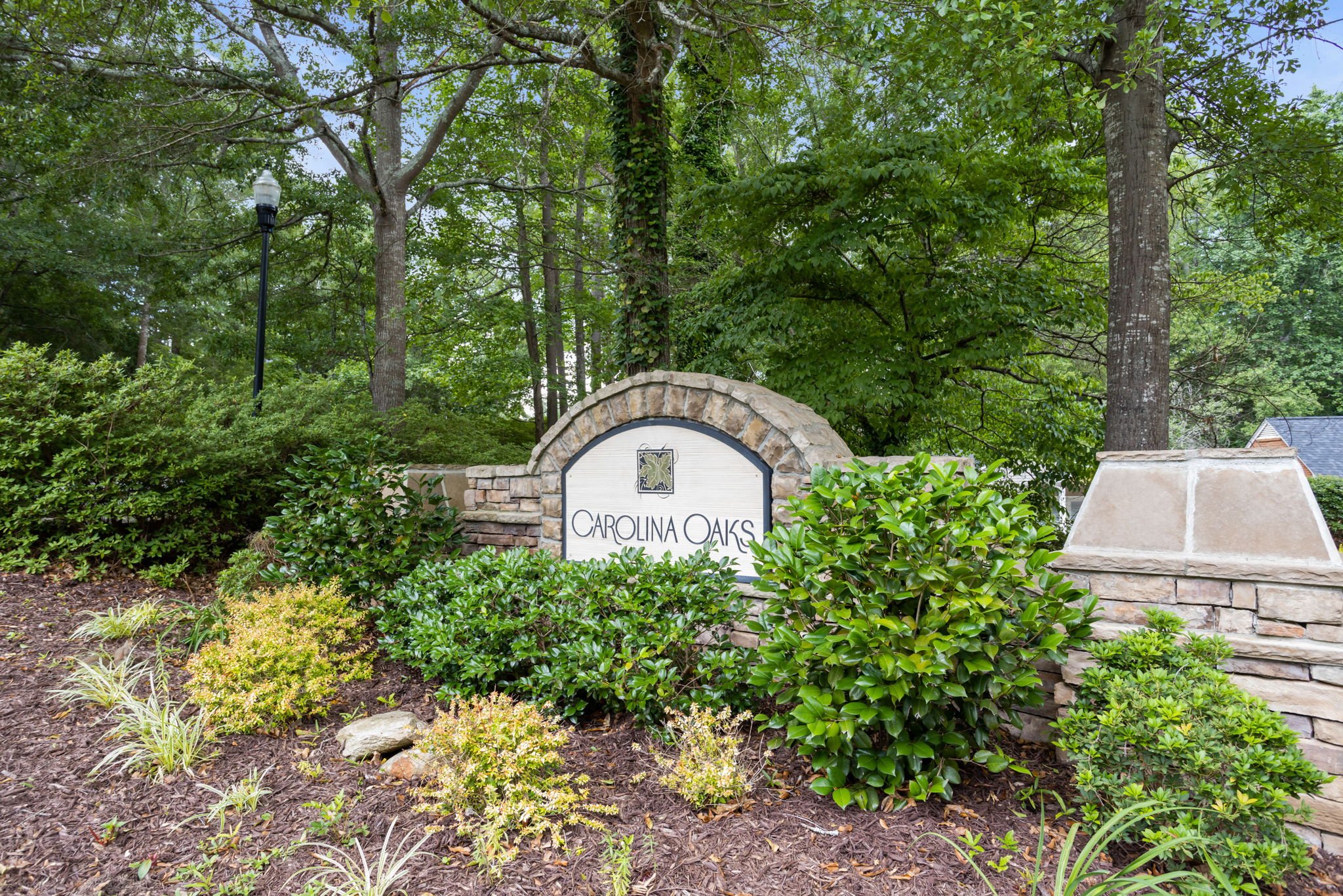 37-web-or-mls-164carolinaoaksdrive-37.jpg