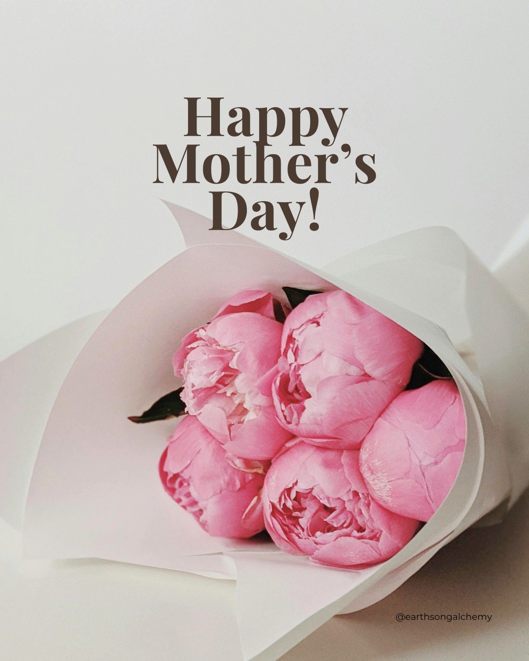 Wishing you love and blessings today Mumma, wherever you are and whatever your situation may be 💗