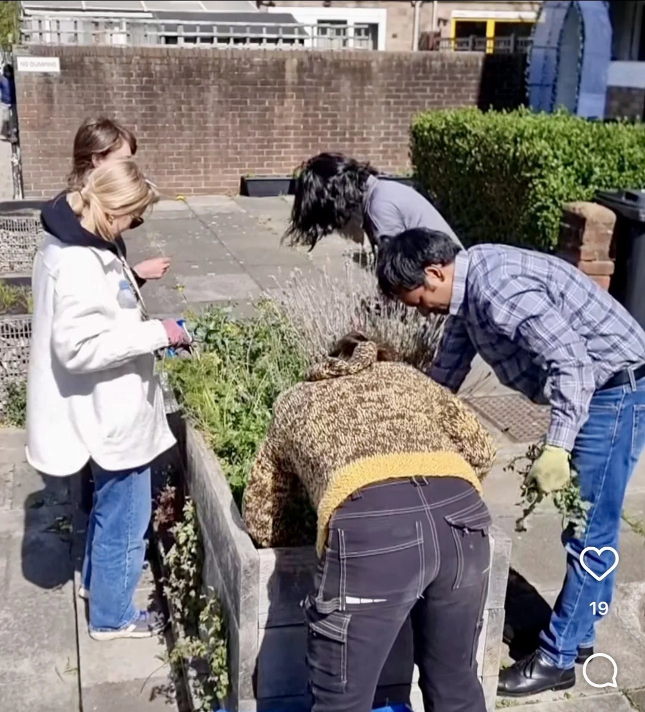 3. Daubeney Planters.PNG