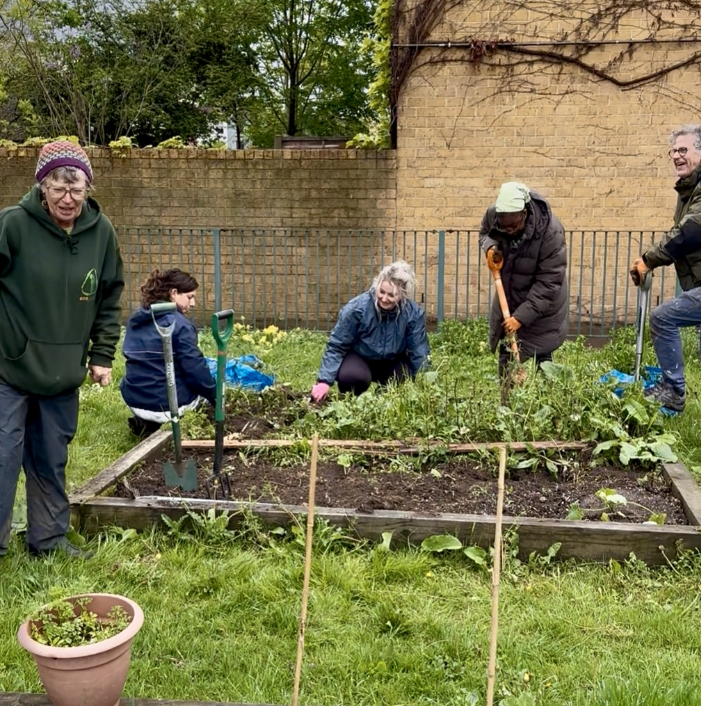 5. Pergola Garden.PNG
