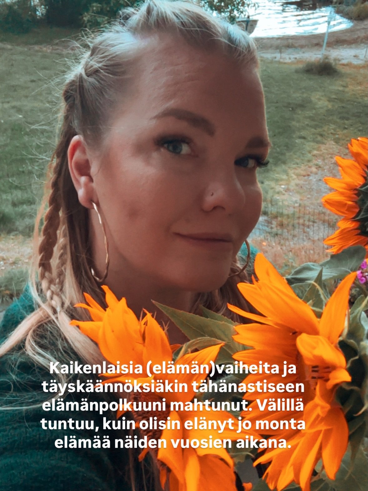 🌻43 today 🌻

👀 Kaikenlaisia (el&auml;m&auml;n)vaiheita ja t&auml;ysk&auml;&auml;nn&ouml;ksi&auml;kin t&auml;h&auml;nastiseen el&auml;m&auml;npolkuuni mahtunut. V&auml;lill&auml; tuntuu, kuin olisin el&auml;nyt jo monta el&auml;m&auml;&auml; n&auml