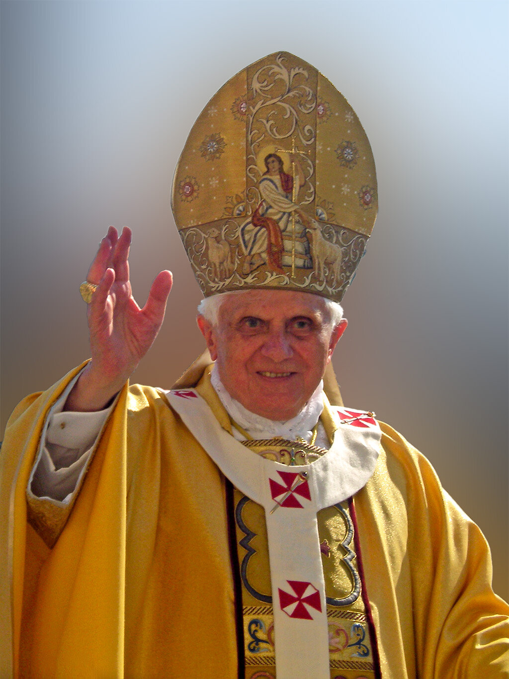 Benedict_XVI_Palium2.jpg