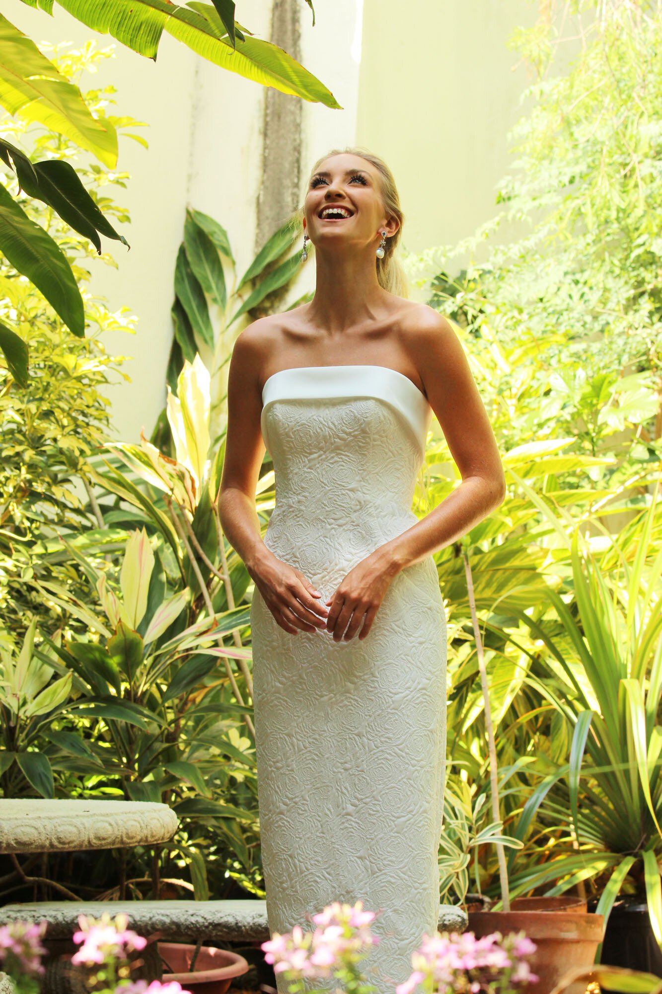 strapless-dimensional-wedding-dress-augusta-jones.jpg