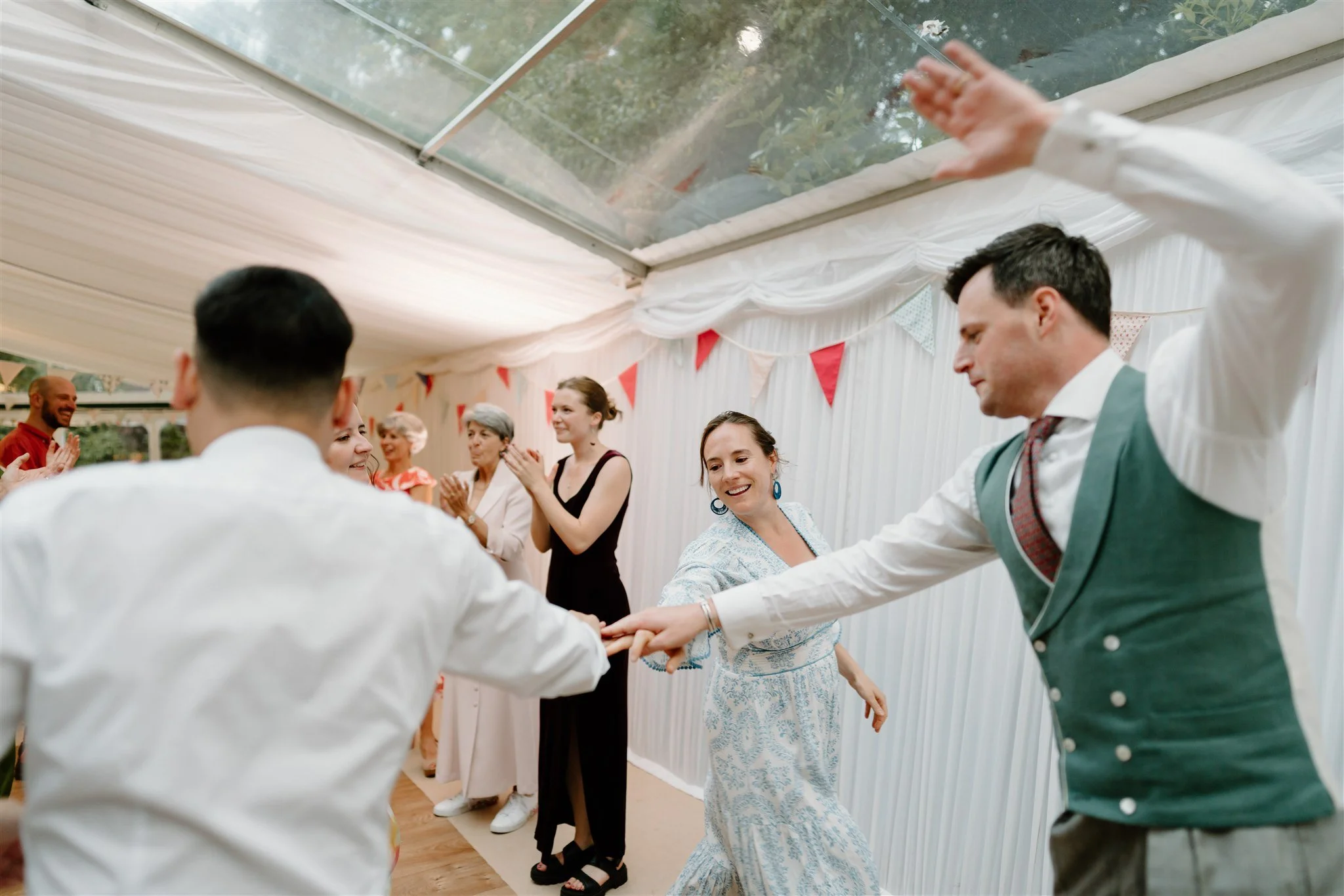 Marquee wedding photographer Rutland_00070.jpg